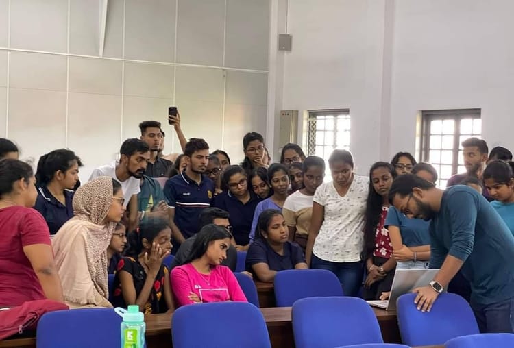 Great session at the University of Ruhuna today, discussing the vital importance of Artificial Intelligence literacy for students and professionals.